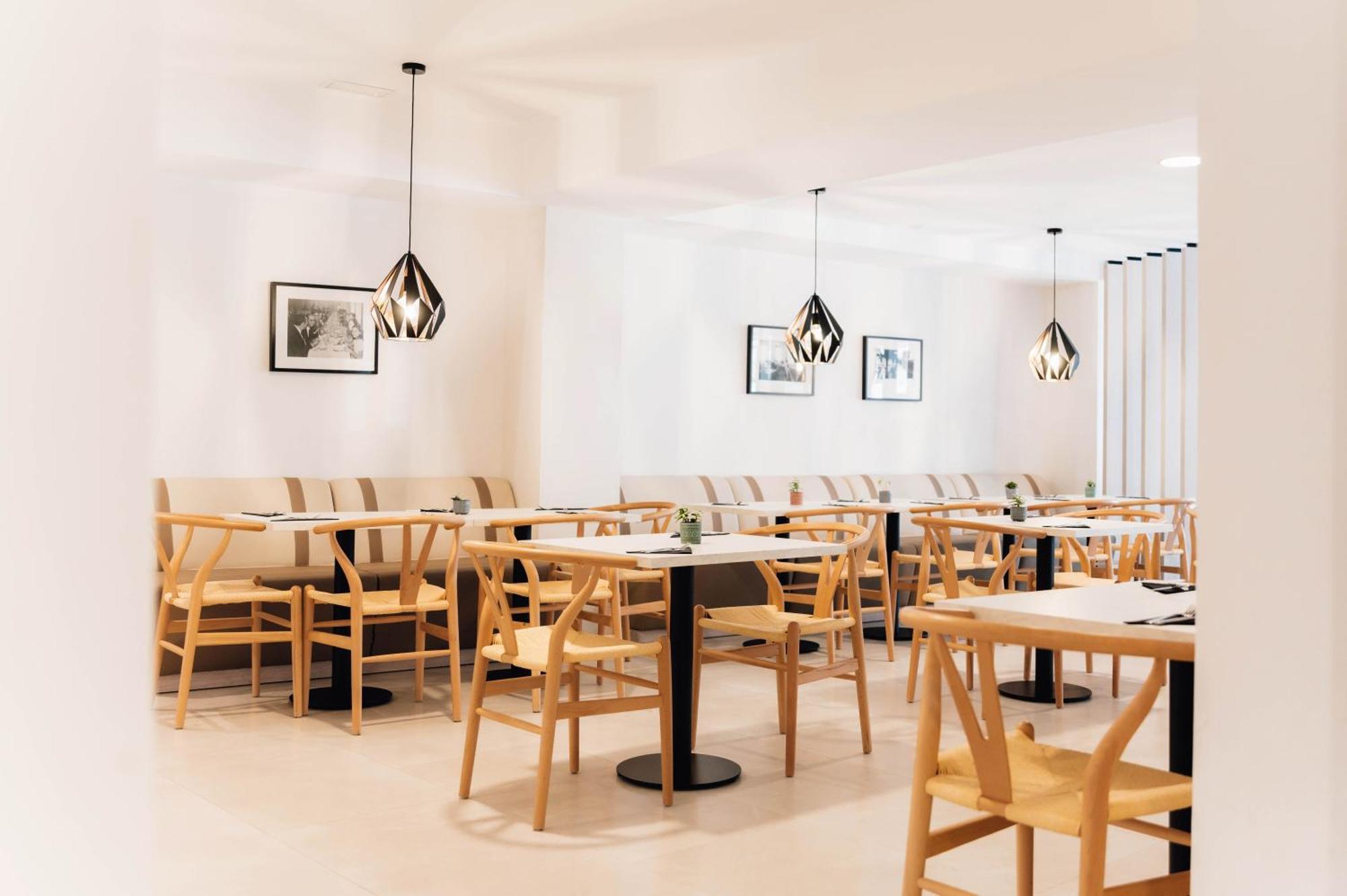 Alfons Hotel ซิวตาเดญา ภายนอก รูปภาพ